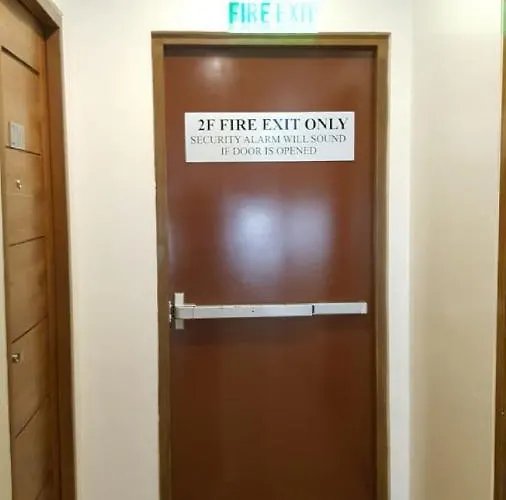 Hotel Governor Forbes 2*
