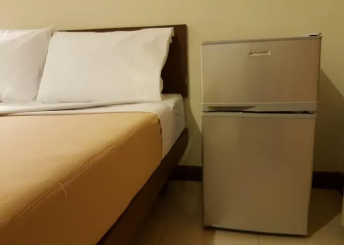 Hotel Governor Forbes Manila