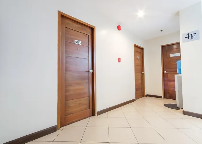 Hotel Governor Forbes 2*
